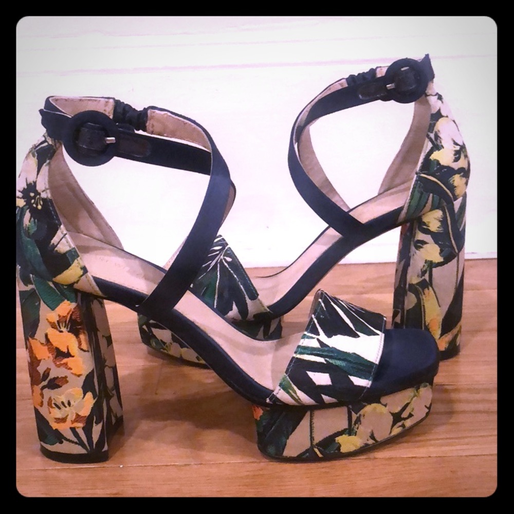 Stuart Weitzman Carla floral platforms